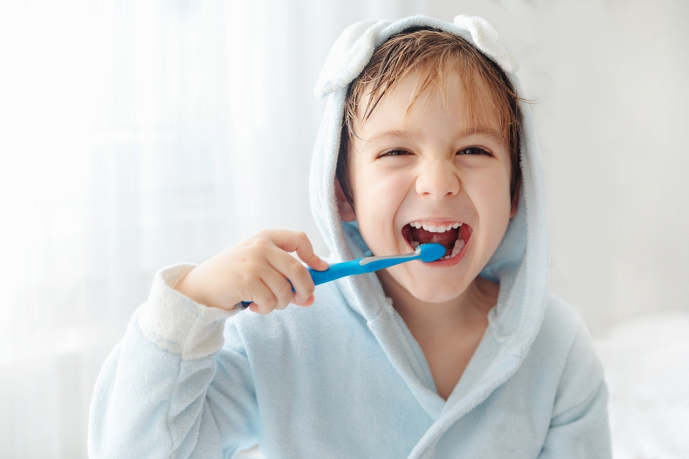 Smart Tooth Brushing Tips for Your Child During Coming the School Year