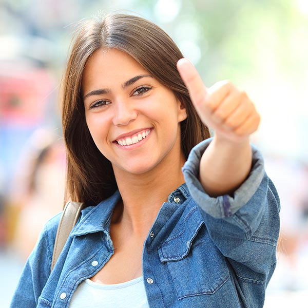 What Should and Shouldn’t Go in Your Teen’s Smile